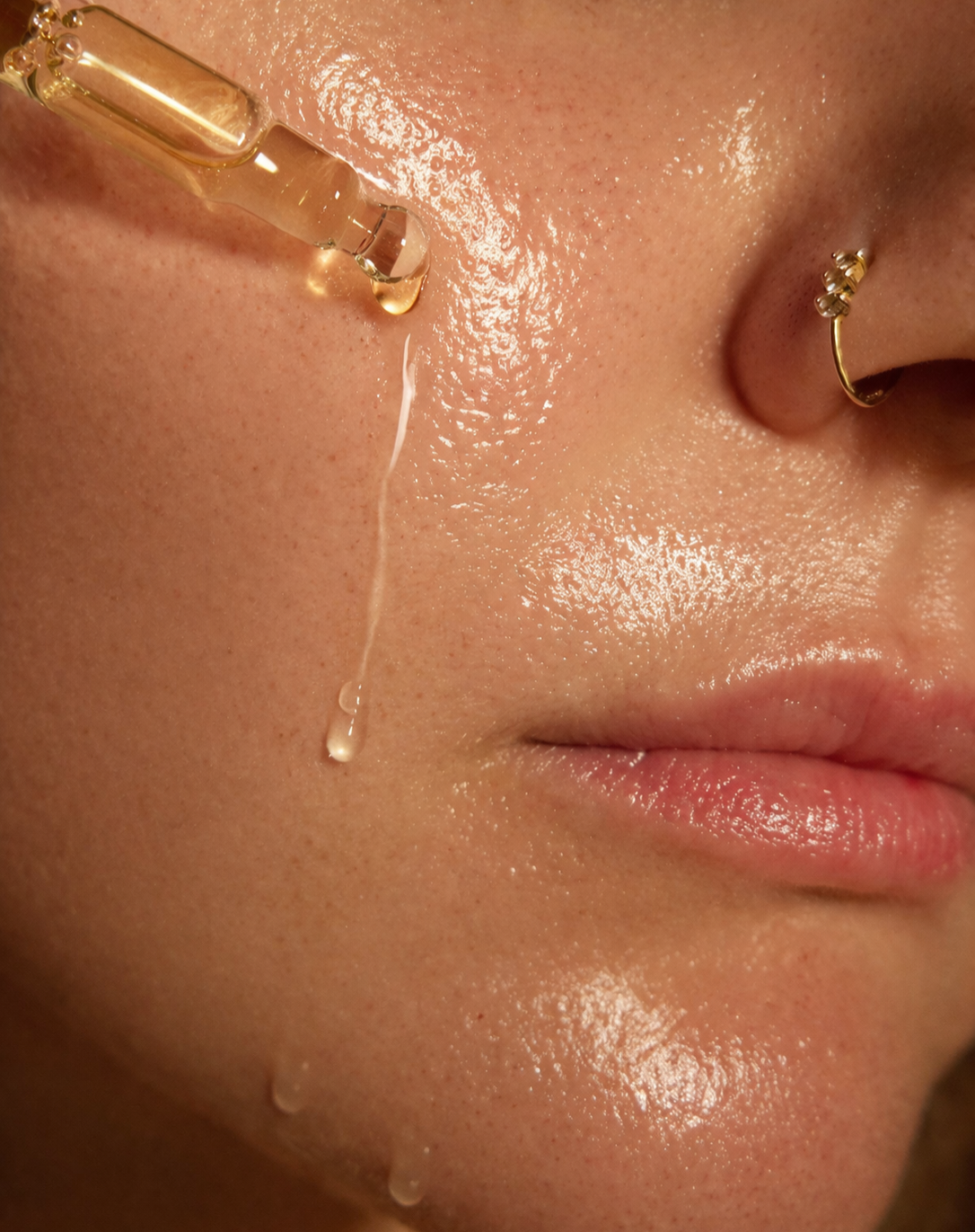 Kitin Glow Face Oil – Soft Skin. Sharp Attitude.
